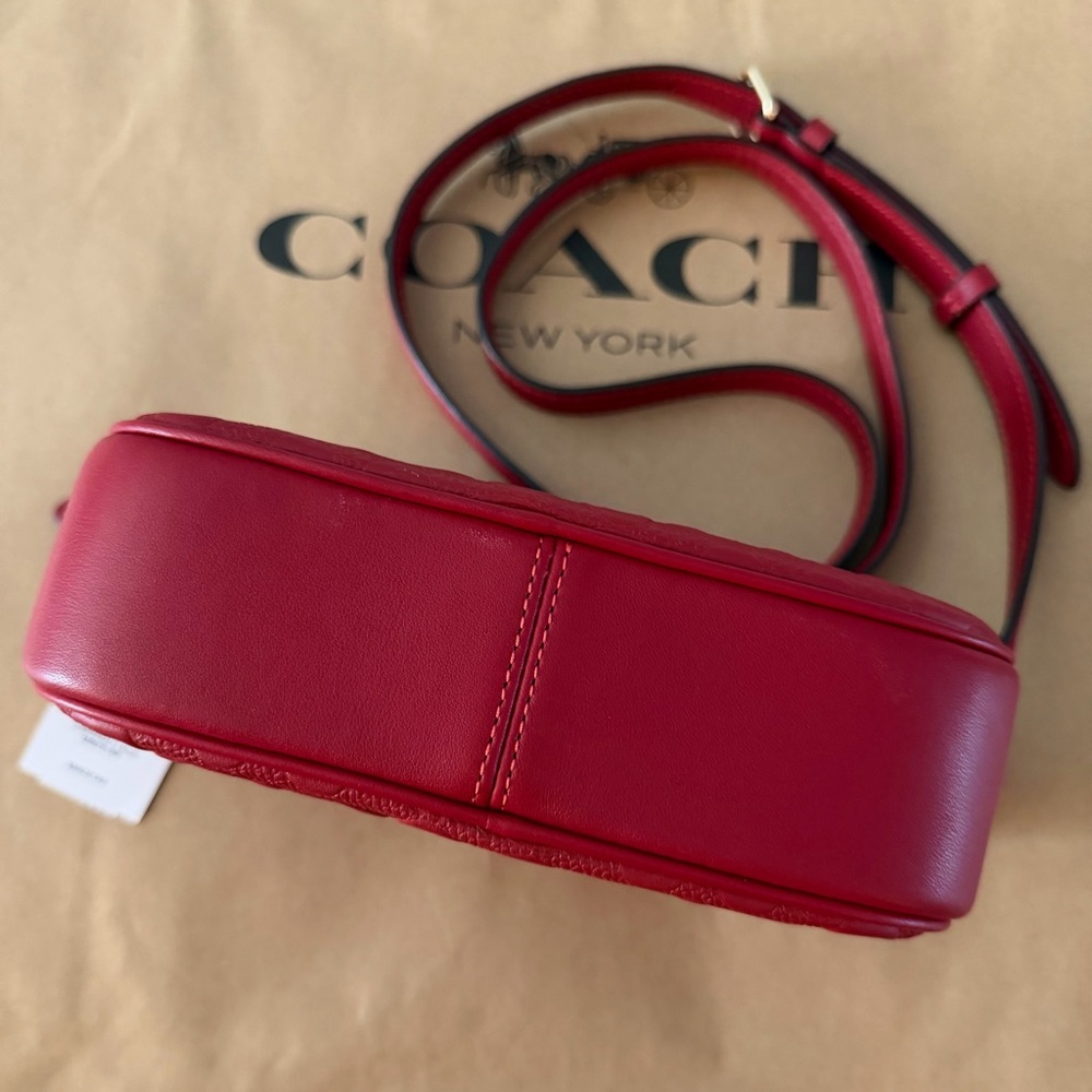 Coach MINI CAMERA BAG IN SIGNATURE LEATHER - Cherry NWT - Picture 13 of 16